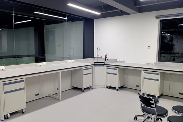 專(zhuān)業(yè)實(shí)驗(yàn)室裝修設(shè)計(jì)方案怎么寫(xiě)