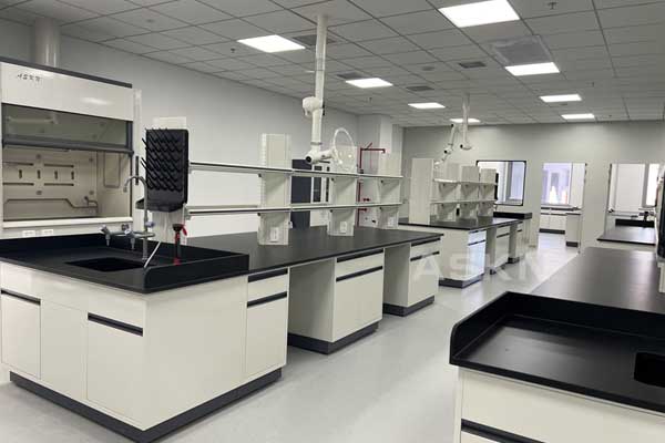 全鋼實(shí)驗(yàn)臺(tái)大概多少錢?