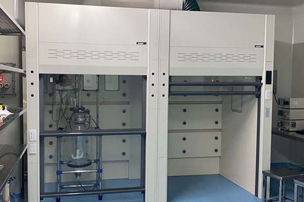 落地通風(fēng)柜多少錢一臺(tái)安裝?